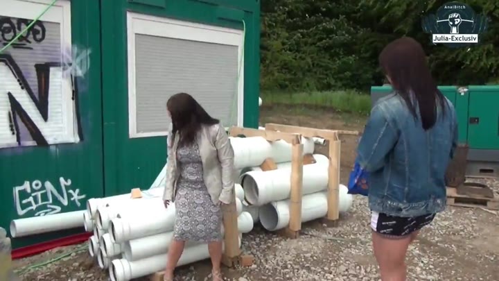 Julia-Exclusiv – Dildos zum Fruehstueck