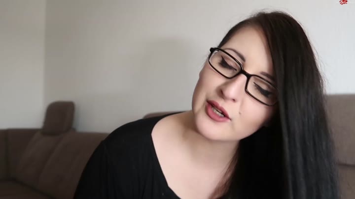 LadyAlshari – Dehnen fuer richtige Analschlampen