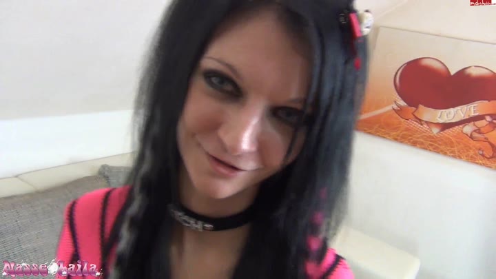 Laila-Banx – Besoffene Emo Fotze abgefickt
