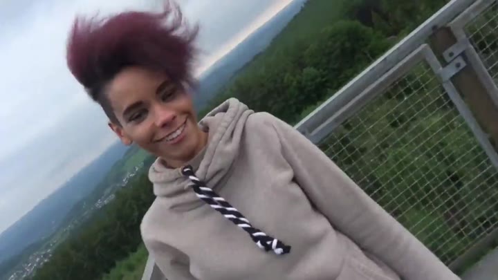 LaraLuana – Verfickte Turmbegegnung im Sauerland – POV