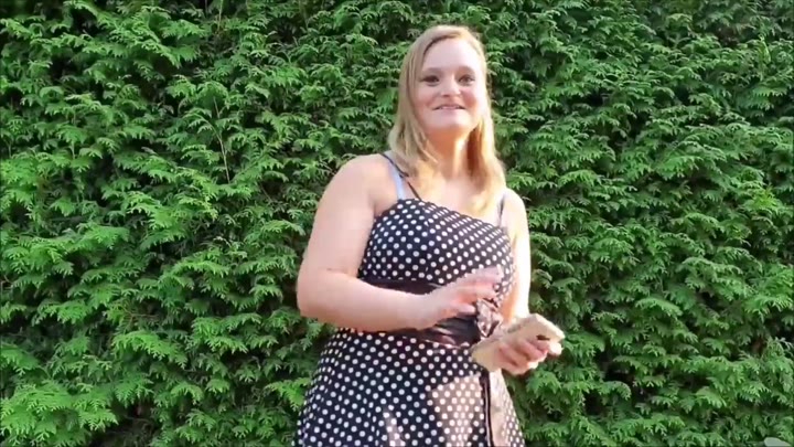 LinaMila – WTF – Am Straßenrand einfach frech aufgegabelt
