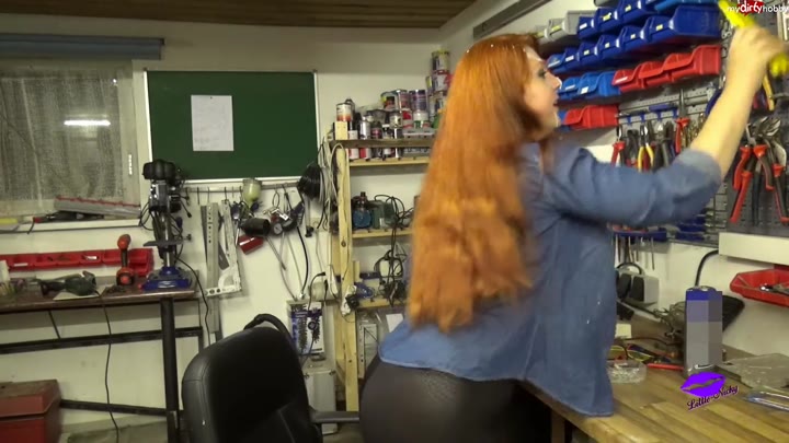 little-nicky – Redhead – Ich melk sie alle