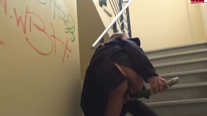 Lucy-Lain – Fickgeil in aller Oeffentlichkeit