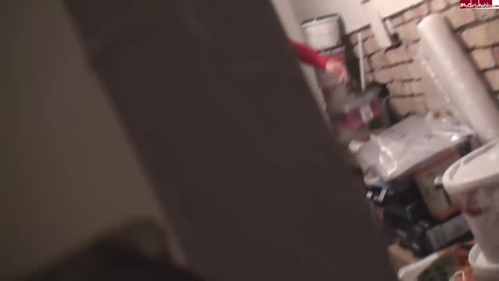 Lucy-Lain – Vom Ex-Freund befohlen und angepisst