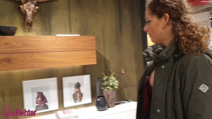 Luna-Richter – Super dreist im Moebelhaus – Hat es geklappt