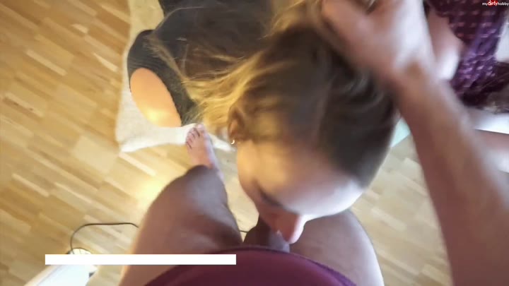 MaryjaneAuryn – Spontaner Teen Dreier Bei Umzug