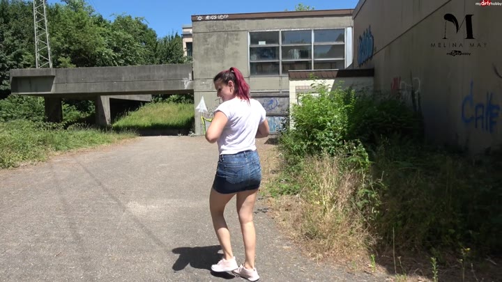 Melina-May – Lost Place FaceFuck