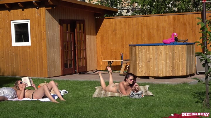 Melina-May – So feiere ich den Sommer in der Therme