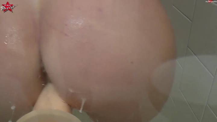 TexasPatti – Spontaner Arschfick in der Dusche