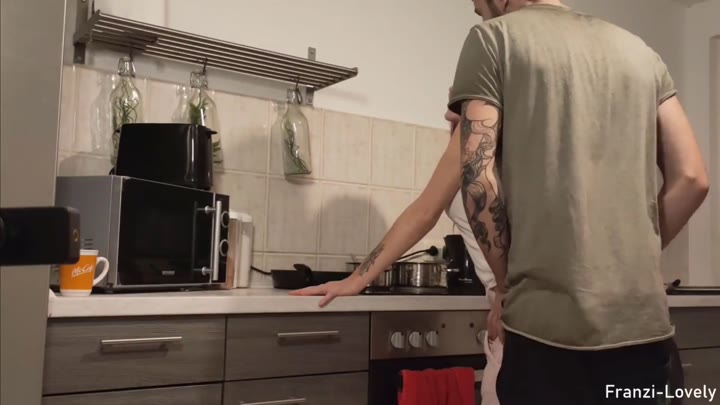 Franzi-Lovely – Mein erstes mal beide Loecher gestopft bekommen