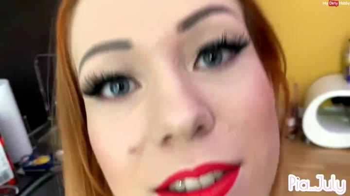 Pia July – Erst soll ich kochen dann auch noch saugen – Teeni Schlampe ausgenutzt und gefickt