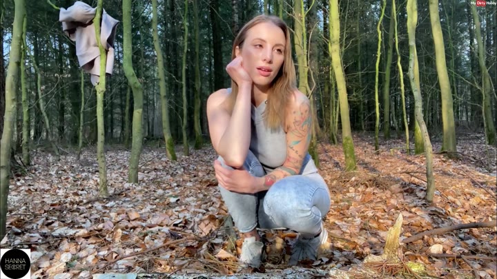HannaSecret – Public – Outdoor – Extrem Geil – Squirt Ging in die Hose