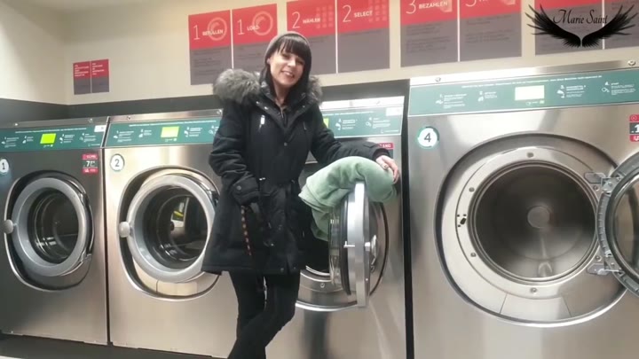 Marie-Saint – Pretty Woman Willst du es mit mir Hart und Schmutzig treiben – Abgeschleppt im Waschsa