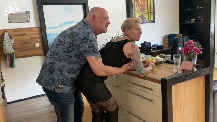 Cat-Coxx – Stiefmutti nimmt sich was Sie braucht