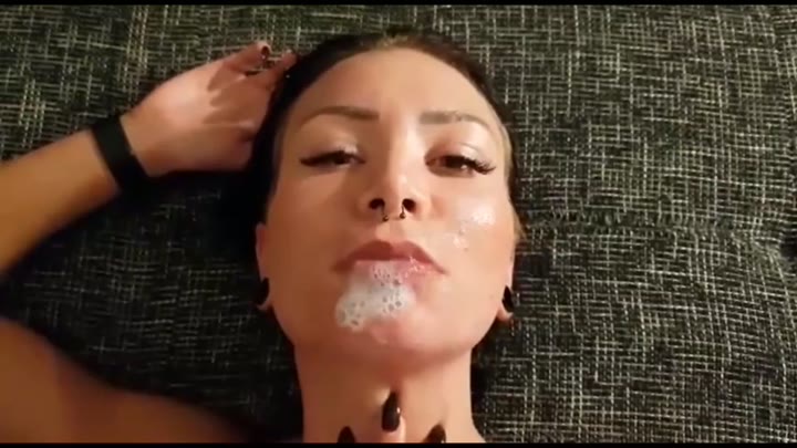 Ginabae – OMG – Warum hat er das nur getan – Massiver Cumshot – User fickt mich AO spritzt mir in d