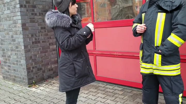 Marie-Saint – Alarm 112 Ficken bis die Fotze brennt