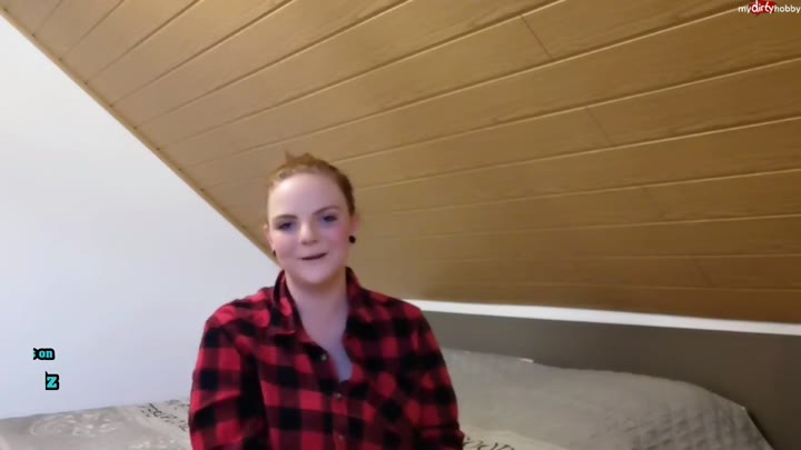 NaughtyNatascha – OMG – Ich bin das erste Mal ganz nackt – Ich habe mich getraut