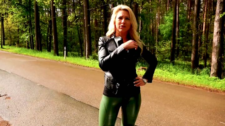 Daynia – Die geilste Autopanne aller Zeiten – Totale Hardcore Eskalation mit Spermadoppeloverkill