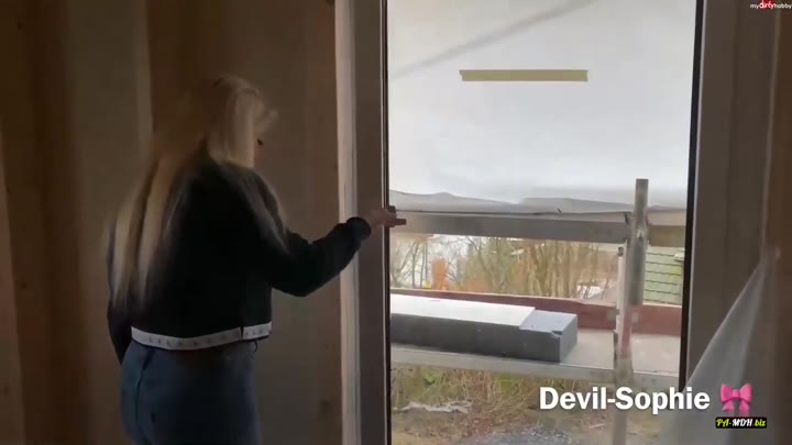 devil-sophie – Handwerker verfuehrt – So weihe ich das neue Haus ein