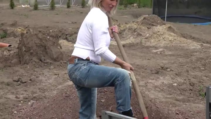 sweetpinkpussy – Fremder fickt mich auf Baustelle