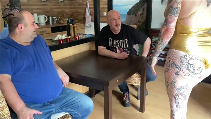 Cat-Coxx – Sorry du Looser jetzt ficke ich deinen Chef