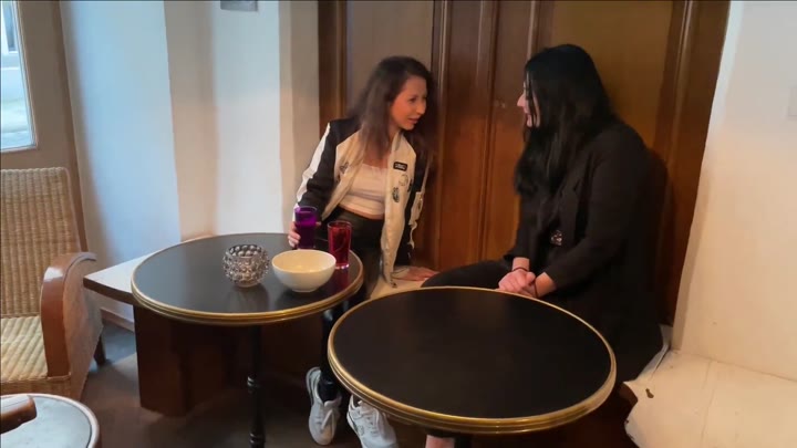 JosiSummer – Kellner mit 25cm wixxt unsere Gesichter voll