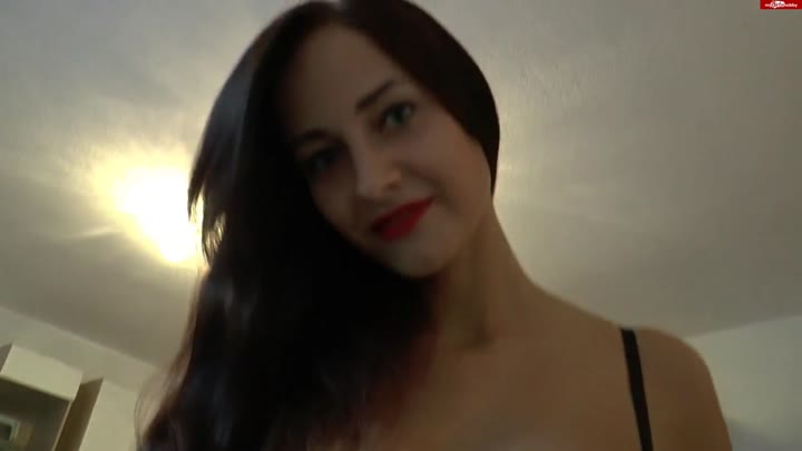 Young-Devotion – Geil gefickt in Nylons und Heels