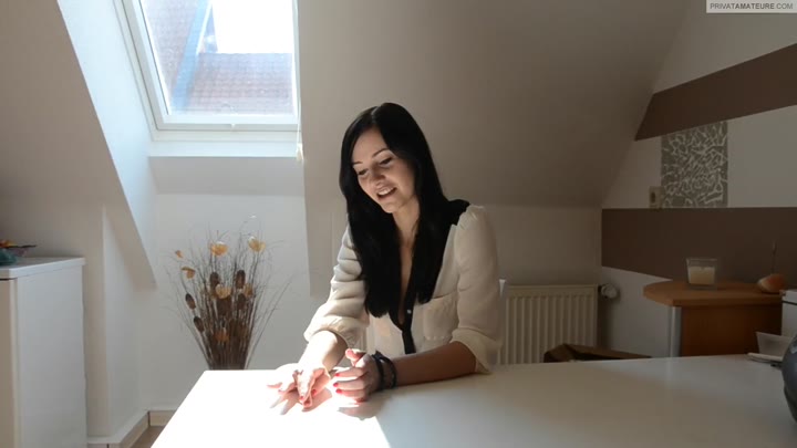 Young-Devotion – OMG – Das haette nie passieren sollen