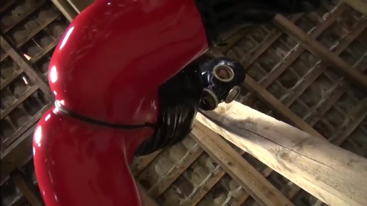 IzzyMendosa – Mein geiler Latexarsch