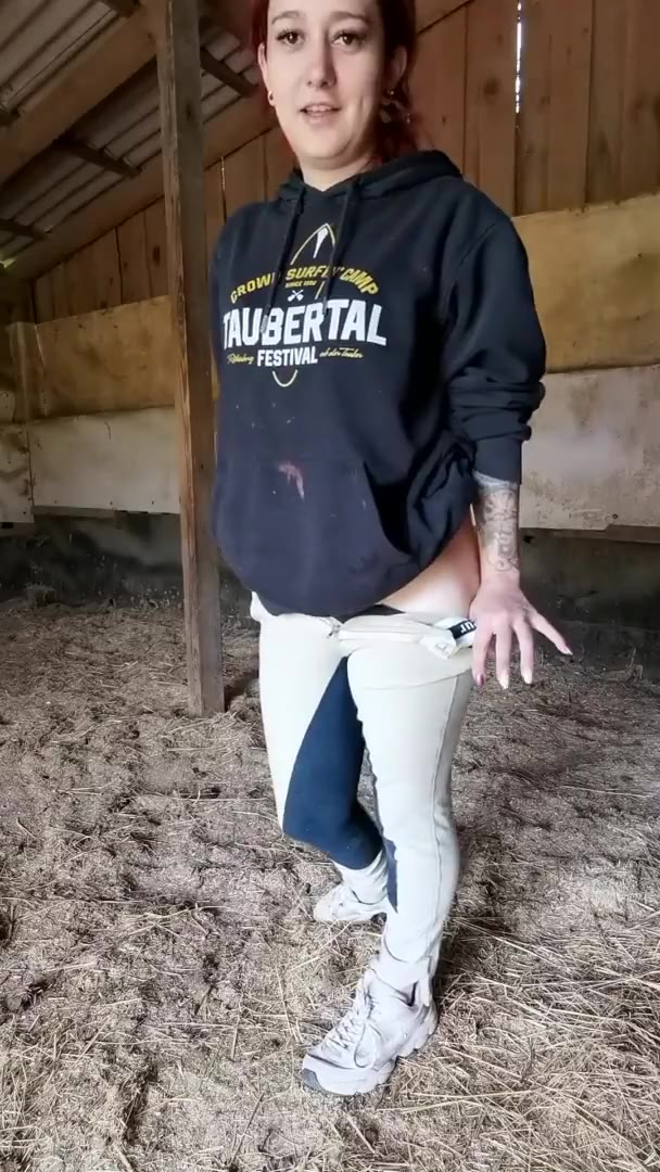 Tamy Love – Gefingert in der Pferdebox – Ging das etwa zu weit