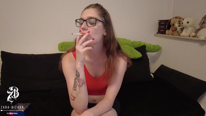 Zara-Bizarr – Smoking Fetisch – Geile CEI in Latex