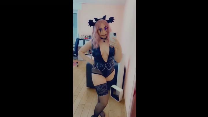 KerryAshley – Trick or Treat