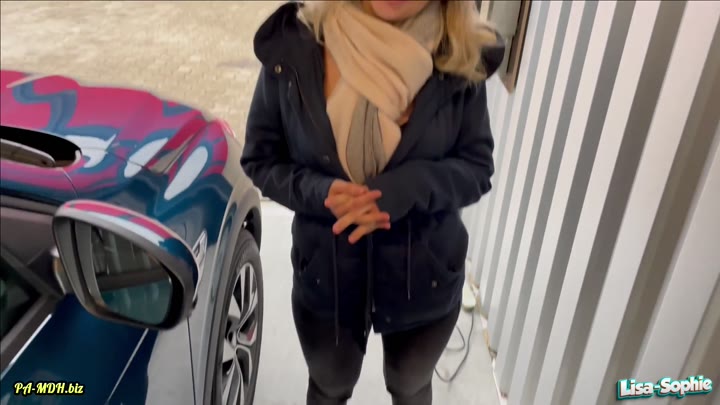 Lisa-Sophie – Vom Daddy aufgeboxt