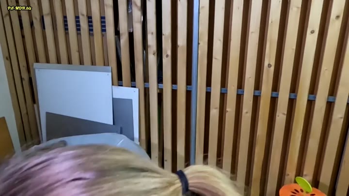 Mia_Adler – Schamlos ausgnutzt – Nachbar ueberrascht im Keller