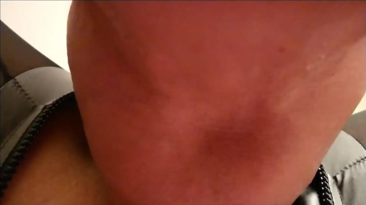 nylonwife – Latexvidows Geheime Mission eskaliert – Episode 2 – 3 Orgasmen Hintereinander