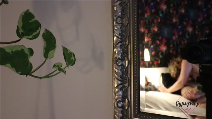 GypsyPage – Cucki – Du bist dabei waehrend ich gefickt werde