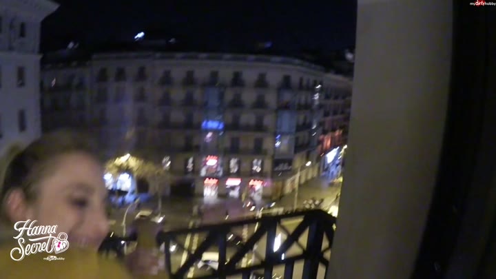 HannaSecret – Harter Creampie-Fick vom Zimmerservice – Ueber den Daechern von Barcelona