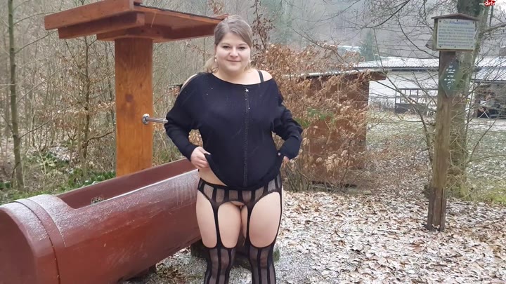 Lilly-Shy – Highlight, in Nylons habe ich noch gepisst