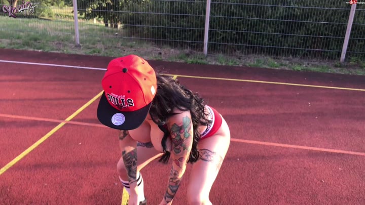 XANIA-WET – Skandal – Auf oeffentlichen Basketballplatz