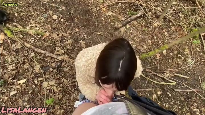 LisaLange – 2. Userdreh, ist das jetzt noch normal – Erster Outdoor Blowjob mit cumshot