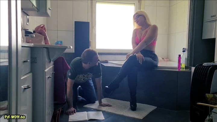 MariellaSun – Turbo Creampie vom Nachbarn