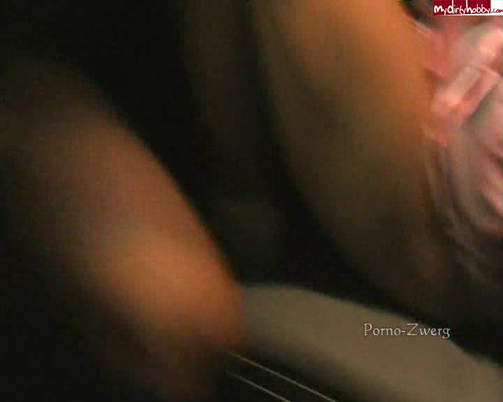 Porno-Zwerg – Wiener Porno-Skandal bei Kuenstler-Show