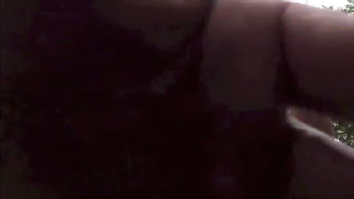 Sharon-Privat – Mitten in Berlin fetten Schwanz abgeblasen