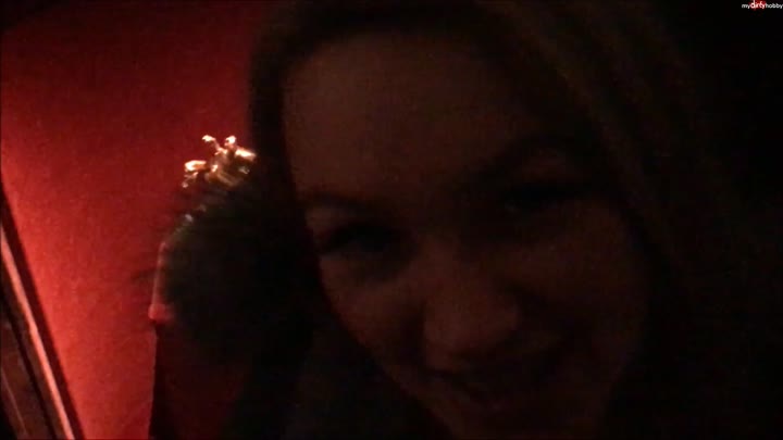 Lana-Giselle – Creampie im Museum – Mehr Public geht nicht