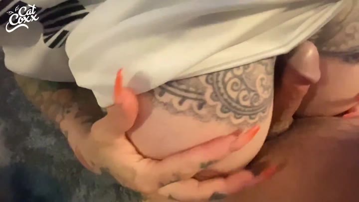 Cat-Coxx – Freistoss – In der Halbzeit