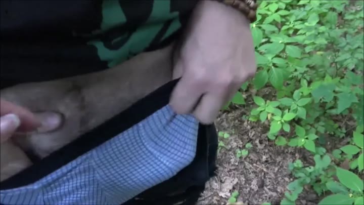 LeahObscure – Wenn Zwei Hasen den Schwanz jagen – Typ an der Tanke abgeschleppt