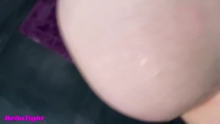 BellaTight – SCHLAMMSCHIEBEN , DER TYP MUSSTE DURCH