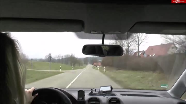 DonJohn11 – Teil 1 – Getrampt und von geiler Blondine mitgehn, Sex, Blasen, Rimmimg..