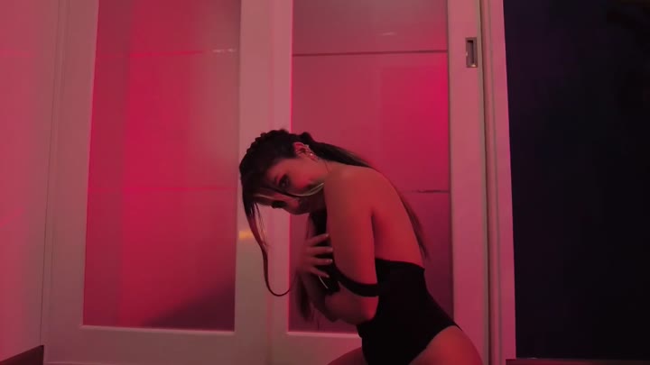 EvaPalmer – Yoga session