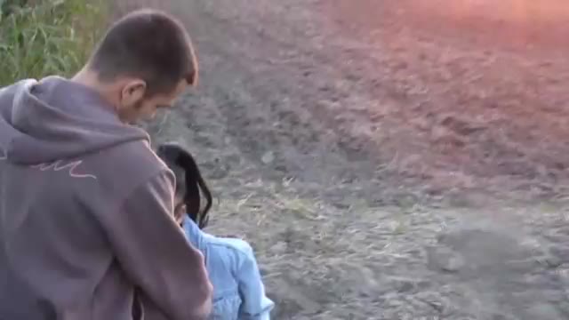 hot-motocat – Usertreff mit Maulbesamung am Maisfeld